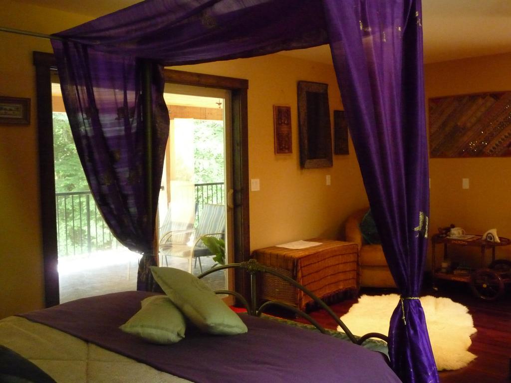Bed and Breakfast Davis Brook Retreat Sechelt Exterior foto