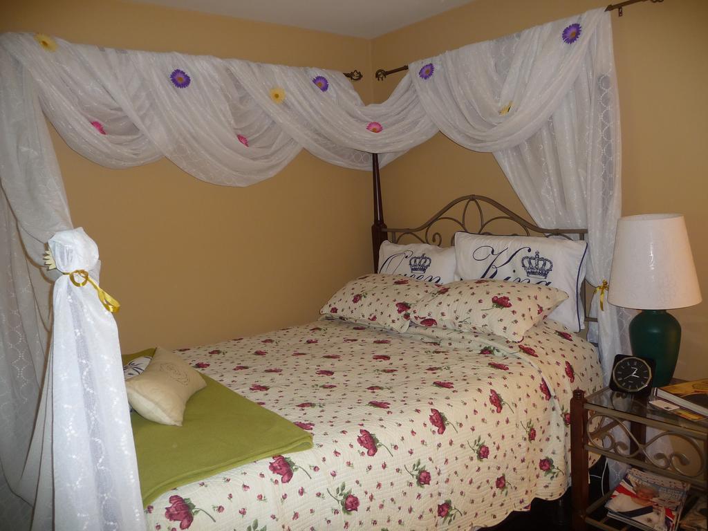 Bed and Breakfast Davis Brook Retreat Sechelt Exterior foto