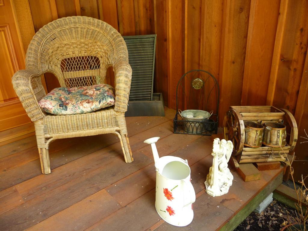 Bed and Breakfast Davis Brook Retreat Sechelt Exterior foto